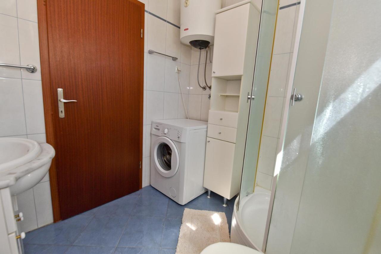 Apartment Nelly- Self Check-In Zadar Exterior photo
